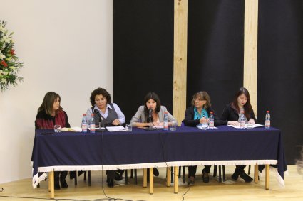 Profesora Ximena Besoain expuso en encuentro “Participación y Democracia en la PUCV desde una perspectiva de género”