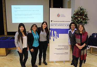 Profesora Ximena Besoain expuso en encuentro “Participación y Democracia en la PUCV desde una perspectiva de género”