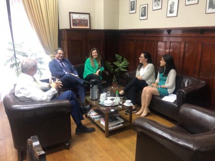 Derecho PUCV y Consejo de Defensa del Estado estrechan lazos de cooperación