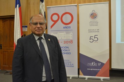 Ceremonia de aniversario de la Escuela de Agronomía es destacada en el diario El Observador de Quillota