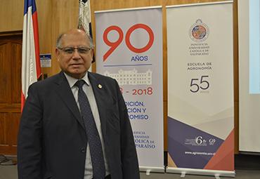 Ceremonia de aniversario de la Escuela de Agronomía es destacada en el diario El Observador de Quillota