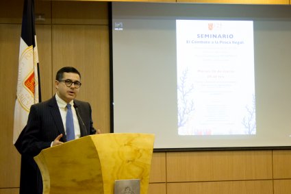 Derecho PUCV alberga seminario sobre pesca ilegal