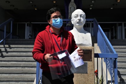 Valparaíso Makerspace PUCV dona 200 escudos faciales al Hospital Carlos Van Buren