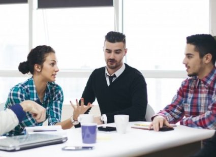 Ingeniería en Administración de Negocios es la nueva carrera que impartirá la Escuela de Negocios y Economía PUCV