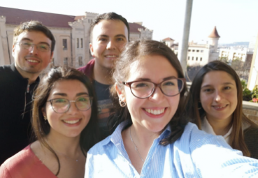 Alumnis y Académico publican investigación en España
