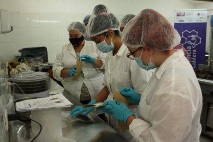 Mediante Programa FIC “ConCiencia Lab Caldera” estudiantes apoyados por Cowork Atacama crean prototipos de alimentos innovadores