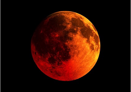 Mayo se despide con la Luna de Sangre