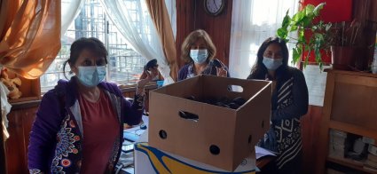 Escuela de Agronomía realiza donación de paltas para abastecer comedores comunitarios de Valparaíso