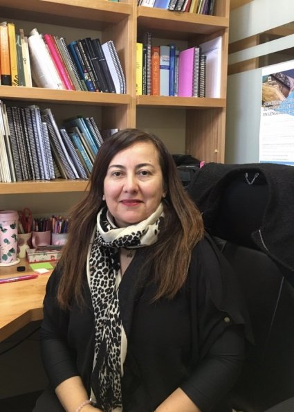 Profesora Claudia Poblete lidera equipo de académicos de la PUCV para rastrear el origen del español