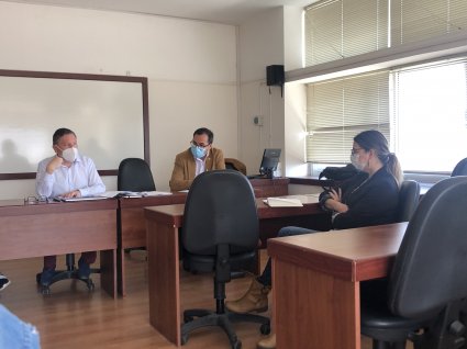 Académicos de la Facultad de Teología PUCV se reúnen con candidato a la terna de rector, Dr. Nelson Vásquez Lara