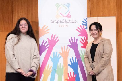 Estudiantes de Propedéutico de Pedagogía son bienvenidos a la PUCV