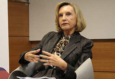 Presidenta del Capítulo Chileno del National Museum of Women in the Arts se refirió a la participación femenina en la cultura