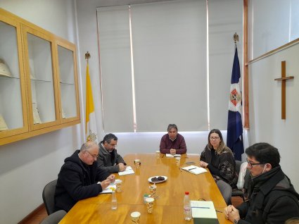 Delegado Episcopal del Área de Educación de la Diócesis de Valparaíso se reúne con la directiva del Instituto de Ciencias Religiosas de la Facultad Eclesiástica de Teología de la PUCV