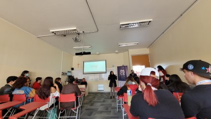 PACE PUCV realiza jornada en Escuela de Pedagogías PUCV