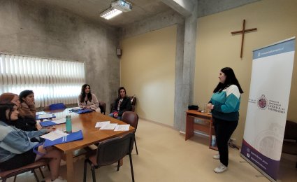 Estudiantes de Propedéutico participan de pasantía en Periodismo PUCV