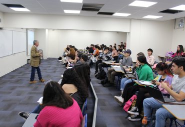 Estudiantes de la Escuela de Comercio participan en talleres sobre el nuevo Plan de Desarrollo Estratégico Institucional 2023 - 2029