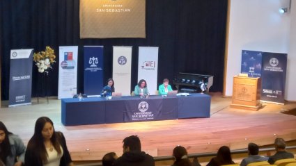Profesores Karla Varas y Eduardo Caamaño participan en X Jornadas de Derecho del Trabajo de Puerto Montt