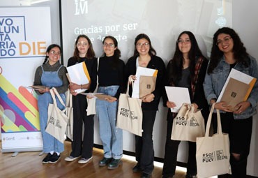 Con emprendedores apoyados por estudiantes de la Escuela de Arquitectura y Diseño PUCV finalizó segunda versión del Voluntariado AVEC