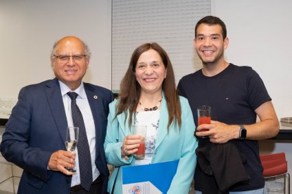 Capitular Mónica Castro Valdebenito fue premiada en la Ceremonia de Premiación a Académicos y Académicas PUCV