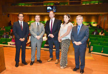 Profesor Antonio Faúndez participa en lanzamiento de los nuevos casos del Catálogo de Esquemas Tributarios