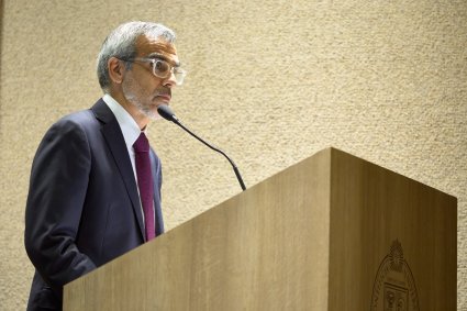 Ministro de Justicia y Derechos Humanos, Luis Cordero Vega, inaugura el año académico del Magíster en Derecho Administrativo de la PUCV