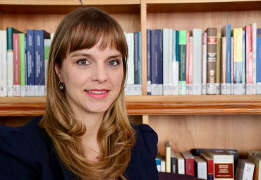 Profesora Laura Mayer es la nueva presidenta del Instituto de Ciencias Penales