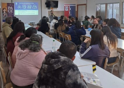 PACE se reúne con apoderados de sus comunidades educativas