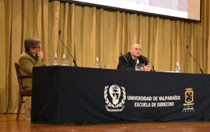 Especialistas dialogaron sobre “Humanismo y Derecho Penal” en XI Seminario Conjunto UV-PUCV