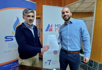 MBA PUCV firma Convenio con Sindicato de Profesionales ENAP en Magallanes