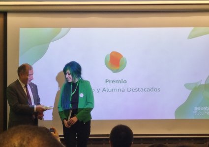 Estudiante de Ingeniería Comercial representó a la PUCV en programa de capacitación TIC de Huawei