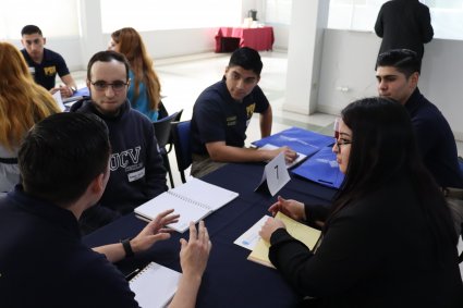 Estudiantes de la Escuela de Ingeniería Informática PUCV y Escuela PDI se suman a desafío de innovación enfocado en ciberseguridad