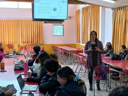 Programa de interculturalidad PUCV realiza charla sobre procesos migratorios de estudiantes extranjeros