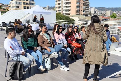 Incubadora Social de la PUCV reúne a emprendedores en encuentro “Creando Comunidad”