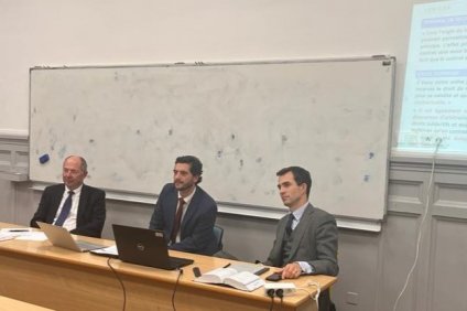 Conferencia del profesor Gonzalo Severin Fuster en la Universidad Paris 2 Panthéon-Assas