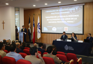 Fiscalía Regional y Derecho PUCV realizaron exitoso seminario en derecho penal y política criminal