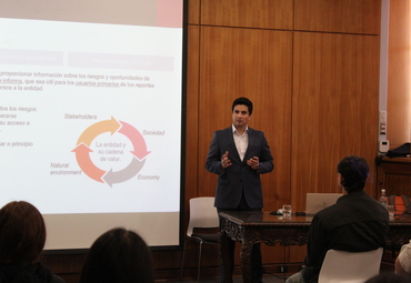 Evolución de los Reportes Corporativos en Materias ESG, Pablo Lagos participó del Ciclo de Charlas en la Escuela de Comercio