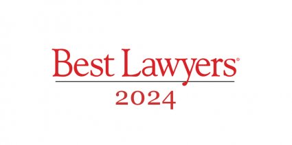 Ranking Best Lawyers 2024 destaca a académicos y exalumnos de Derecho PUCV