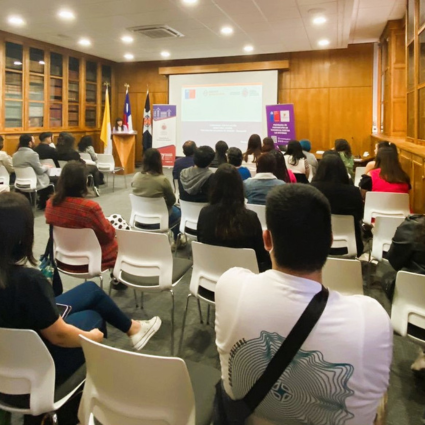 Secretaria Ejecutiva de la Comisión CAHVDA participa de la ceremonia de certificación de monitoría juvenil del programa de prevención de violencia contra las mujeres