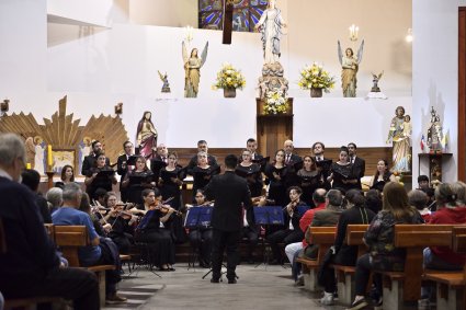 Con exitoso concierto en Parroquia de Reñaca Orquesta y Coro de Cámara PUCV cierran temporada de verano