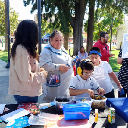 PUCV Inclusiva se hace parte de Feria de Educación en Accesibilidad Universal