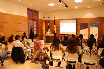 Emprendedores de la Región de Valparaíso serán apoyados por la Incubadora Social Gen-E de la PUCV