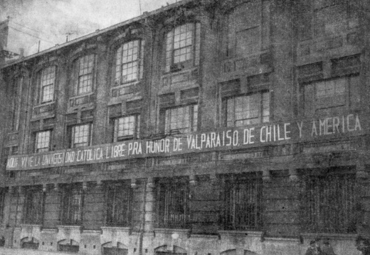 1967–1980: Transformación universitaria e institucionalización