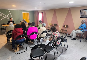 Filosofía y comunidad: estudiantes y docentes del Instituto de Filosofía fortalecen vínculos con la comunidad de Miraflores Alto