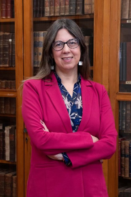 Dicasterio para la Cultura y la Educación nombra a la Dra. Loreto Moya Marchant como Decana de la Facultad Eclesiástica de Teología PUCV