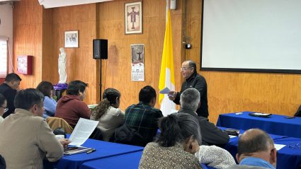 Profesor Emérito de Teología PUCV dictó conferencia en inauguración de Escuela de Diáconos en Villarrica