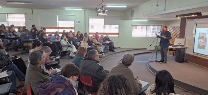 Académico de Teología PUCV participa en encuentro formativo para educadores de la fe en la Diócesis de Valparaíso