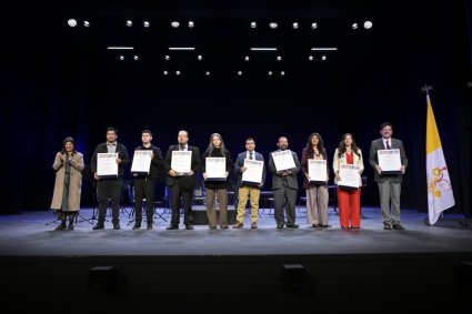 Facultad Eclesiástica de Teología PUCV participó en ceremonia de Reconocimiento a Académicos y Académicas de la Universidad