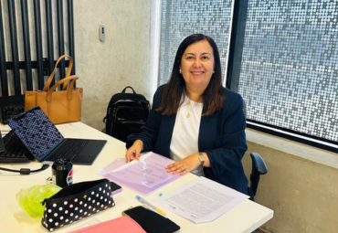 Profesora Claudia Poblete es nombrada presidenta de la nueva Comisión de Lenguaje Claro de la Academia Chilena de la Lengua